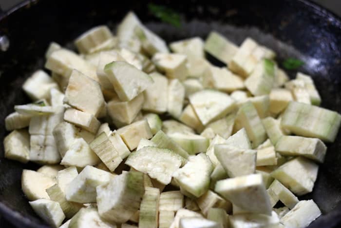 sauteing raw banana for making vazhakkai poriyal 