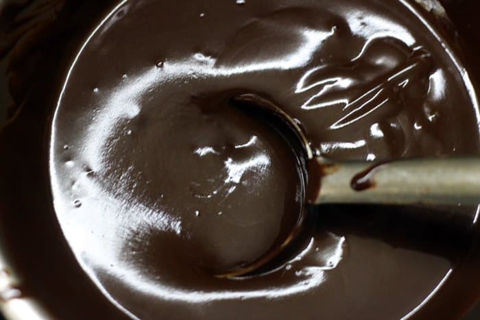 Making chocolate syrup recipe