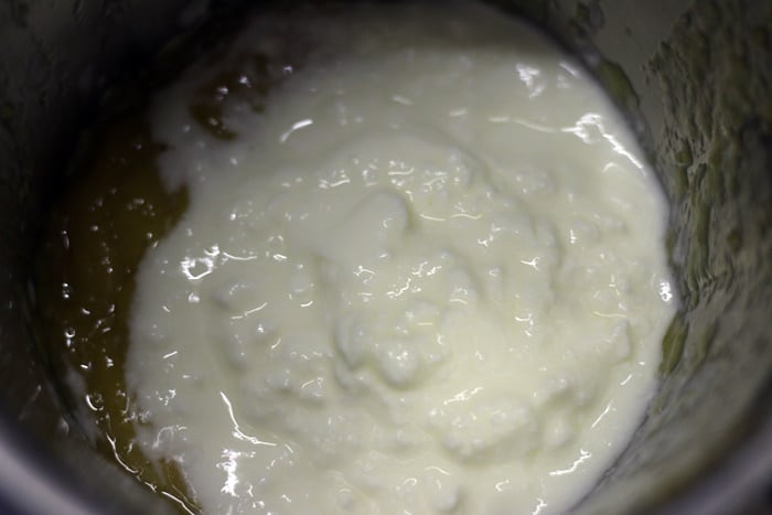 yogurt added to mango puree