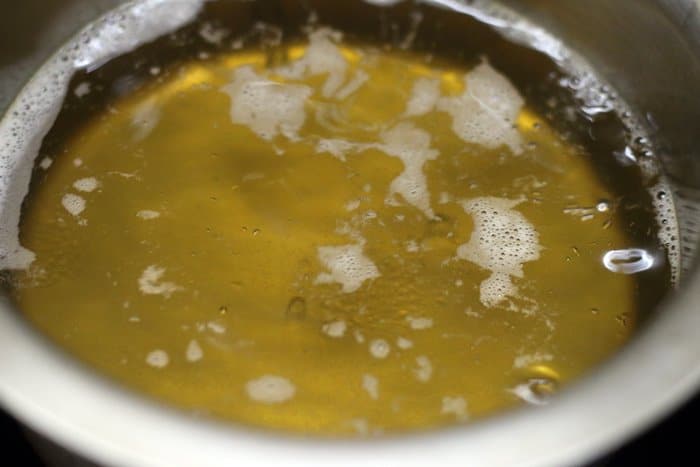 Simmering sugar syrup