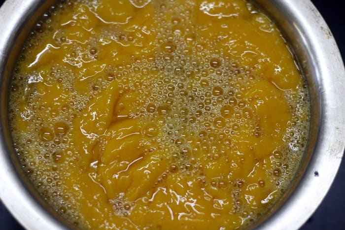Mango puree mixed with sugar syrup