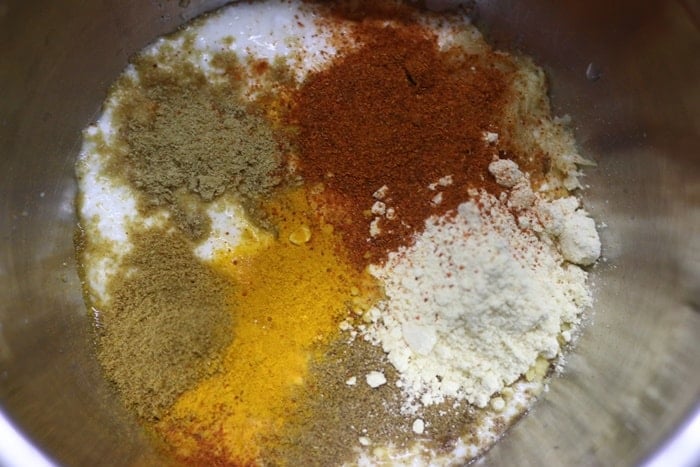 Spice powders added to curd