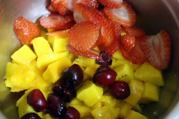 Chopped mangoes, cherries and strawberries