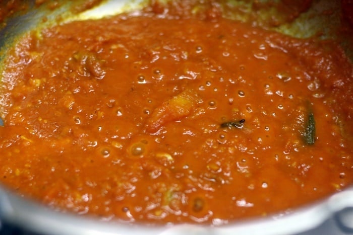 Preparing makhani sauce recipe