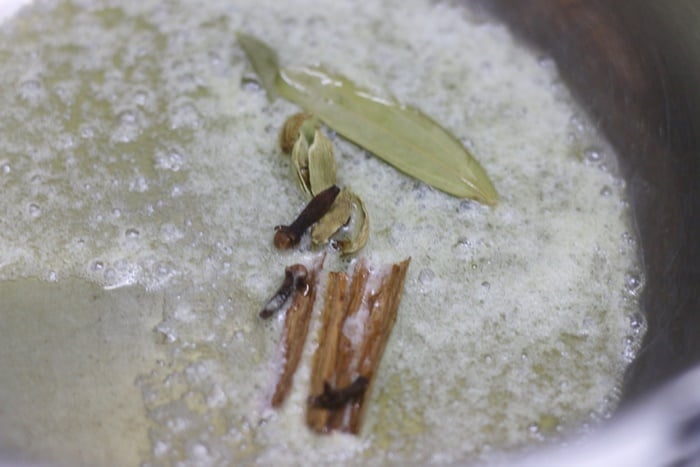 sauteing whole spices for makhani gravy