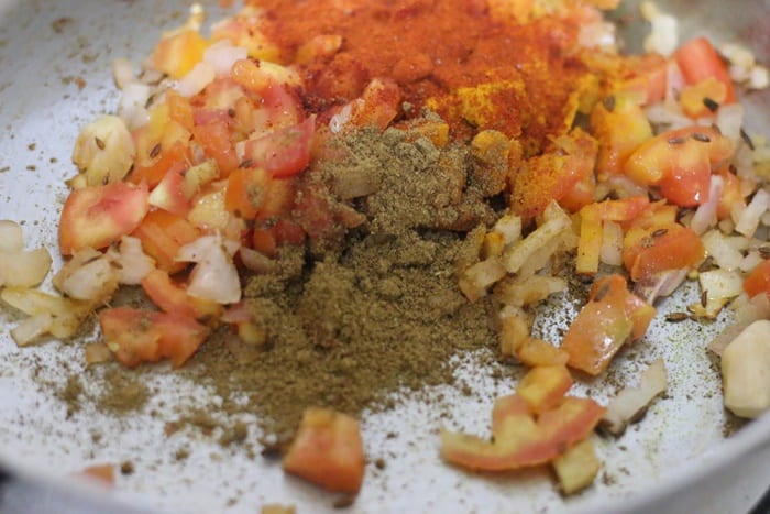 spice powders used for bhindi masala recipe
