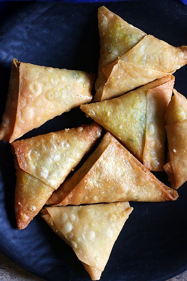 closeup shot of crispy onion samosa for snacks