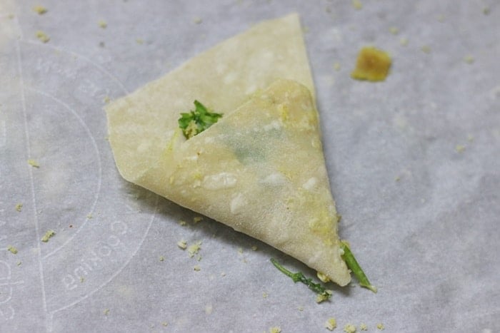 folding and filling samosa