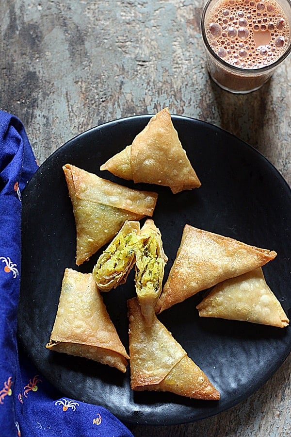 onion samosa ready to serve