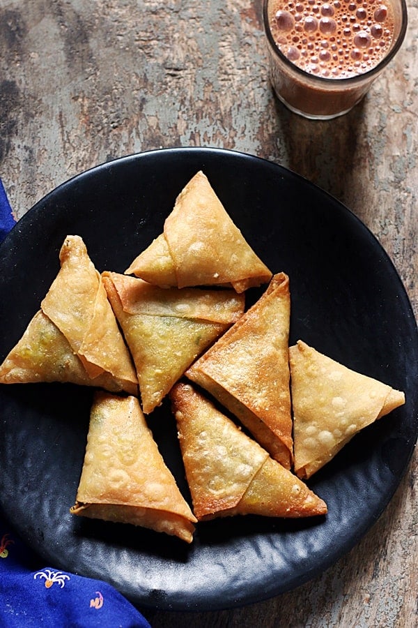 onion samosa or irani samosa served with tea