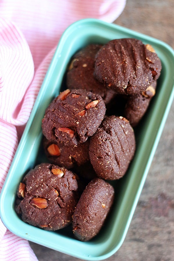Vegan chocolate cookies recipe