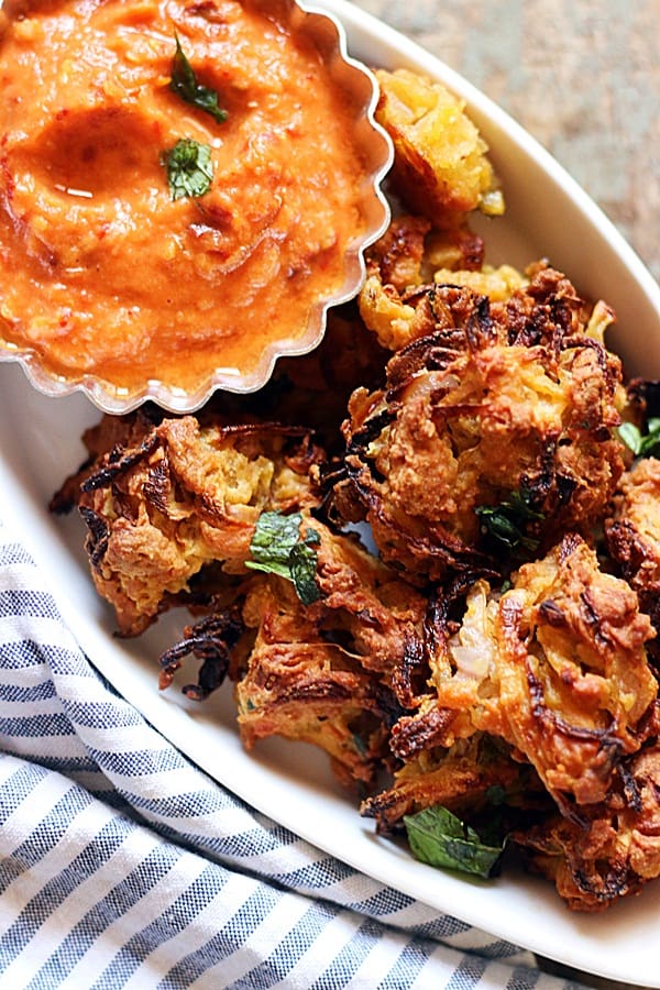 baked onion pakodas