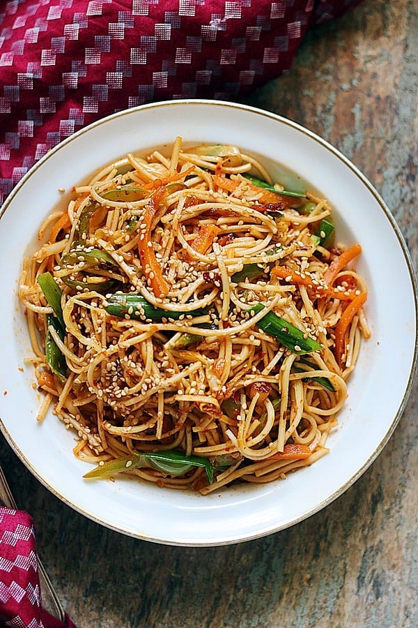 Schezwan noodles