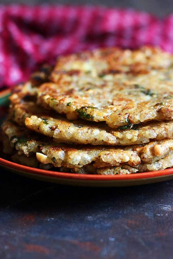 stack of crispy sabudana thalipeeth