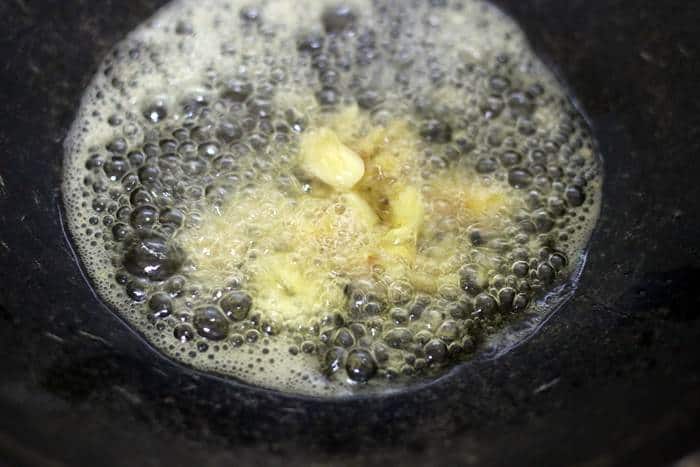 sauteing ginger garlic in sesame oil