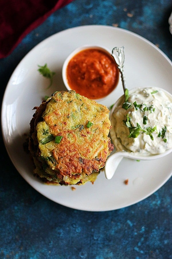 how to make zucchini fritters