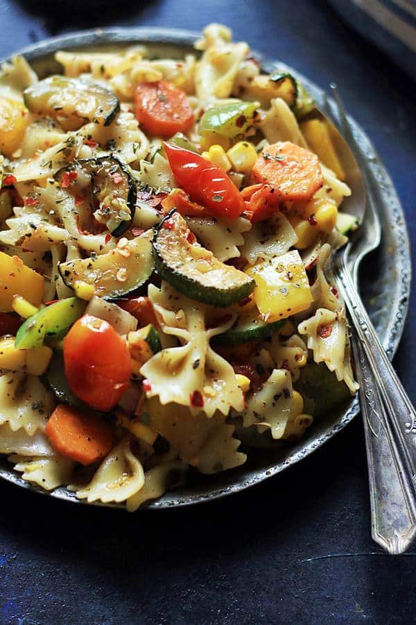 juicy vegan pasta salad