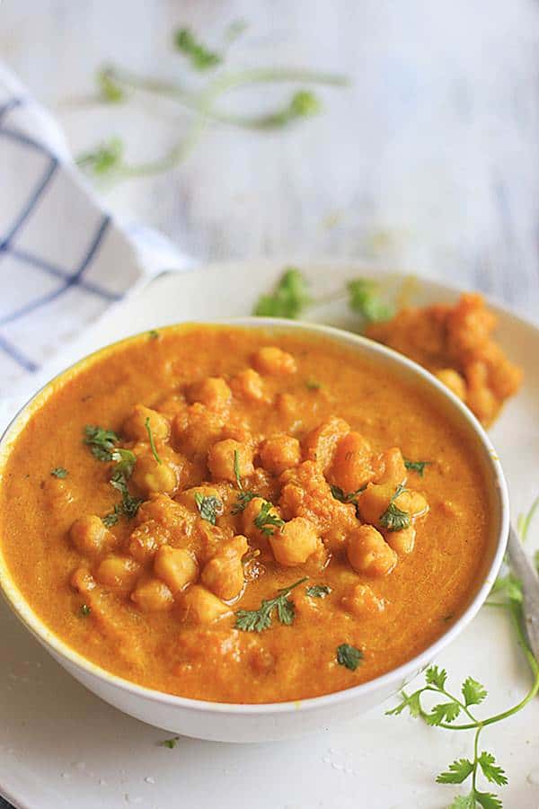 easy Indian style vegan curry with pumpkin