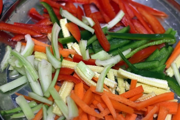 ingredients for drunken noodles-vegetables