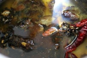 ingredients for sweet tamarind chutney in instant pot with water