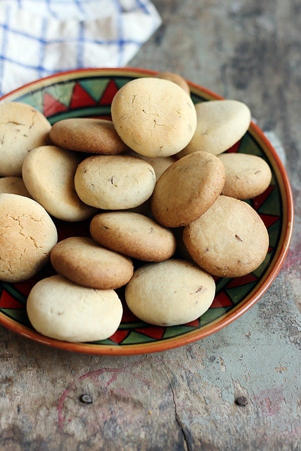 homemade cumin cookies or jeera biscuits