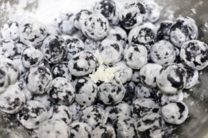 blueberries coated in flour