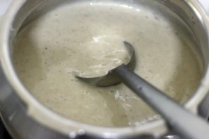 vanilla pudding mixture thickened