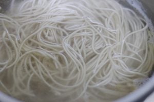 cooked noodles