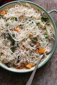 closeup shot of vermicelli upma